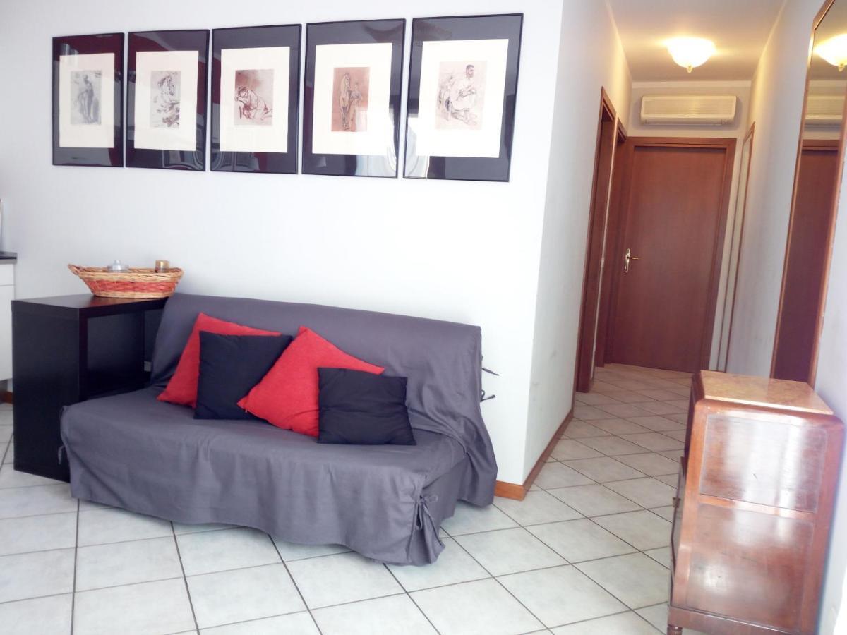 Olanda Apartment Mira